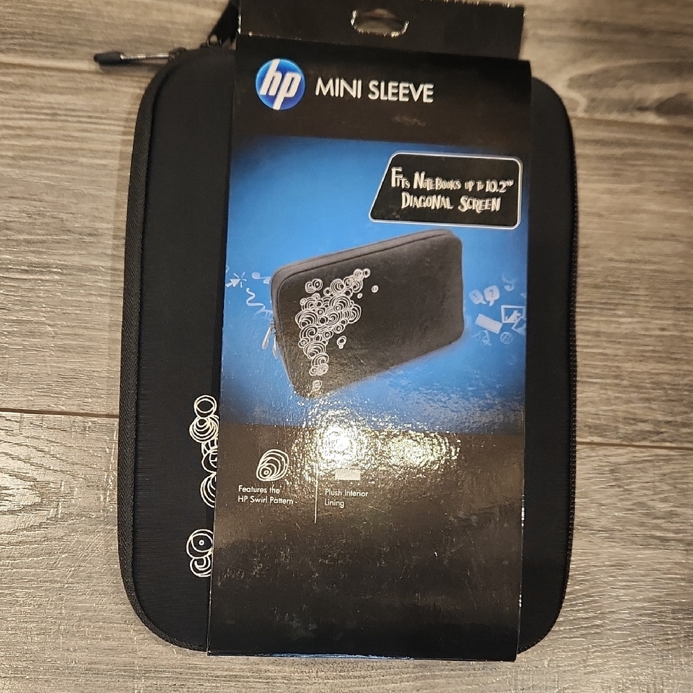 NWT HP Mini Sleeve Black with Swirl Design Fits Notebooks Up To 10.2"